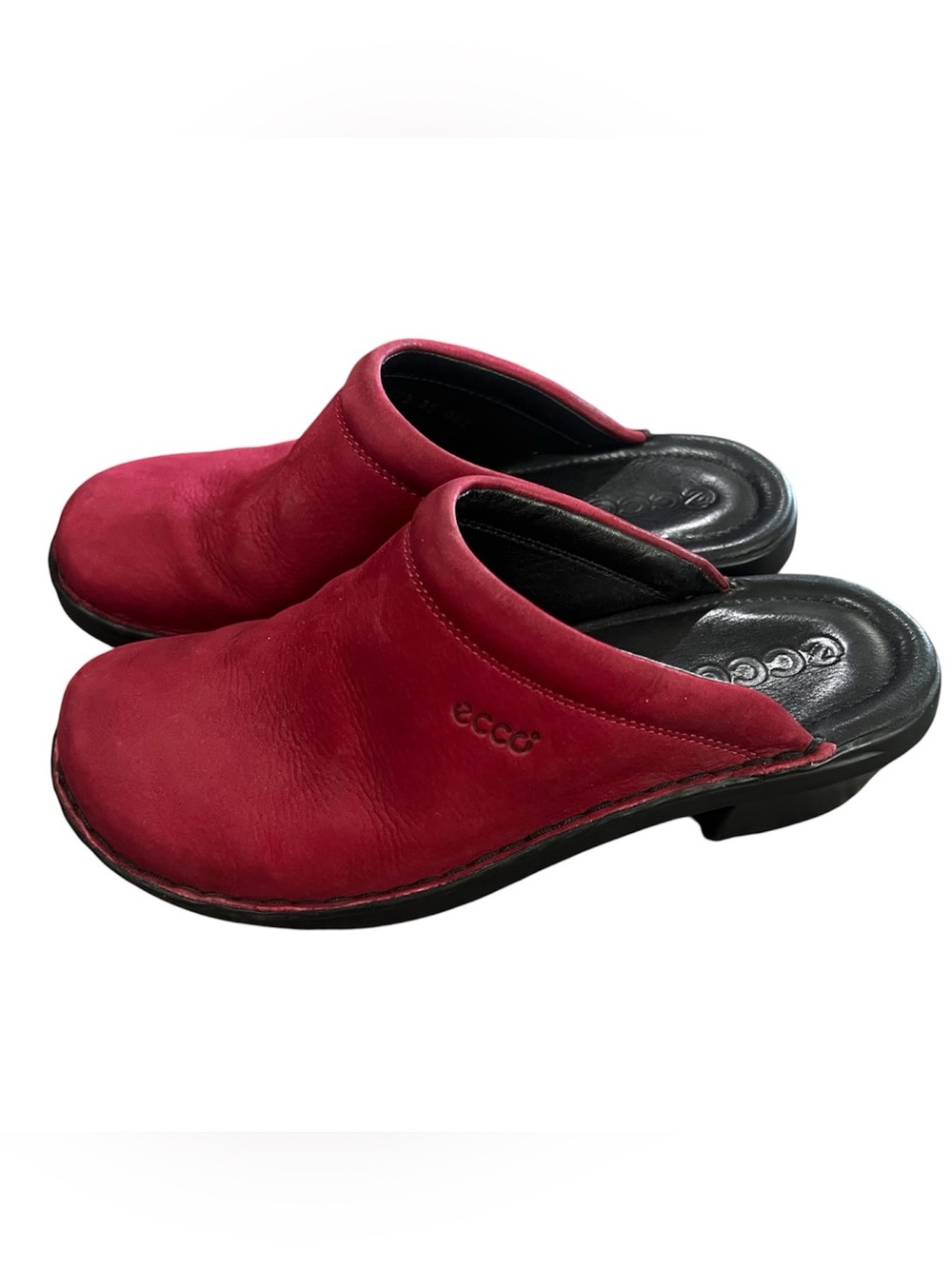 Ecco Red Leather Slip-On Clogs with Black Footbed